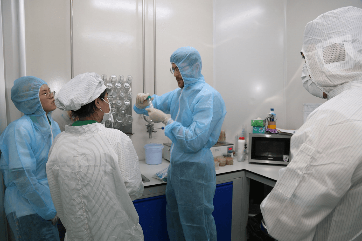 Than Vuong quality control laboratory